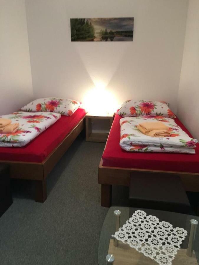 Ferienwohnung Eibenweg Gebsattel エクステリア 写真